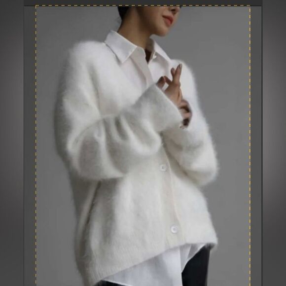 #100 BOUTIQUE Faux Mink Loose Fit Cardigan - Picture 1 of 12